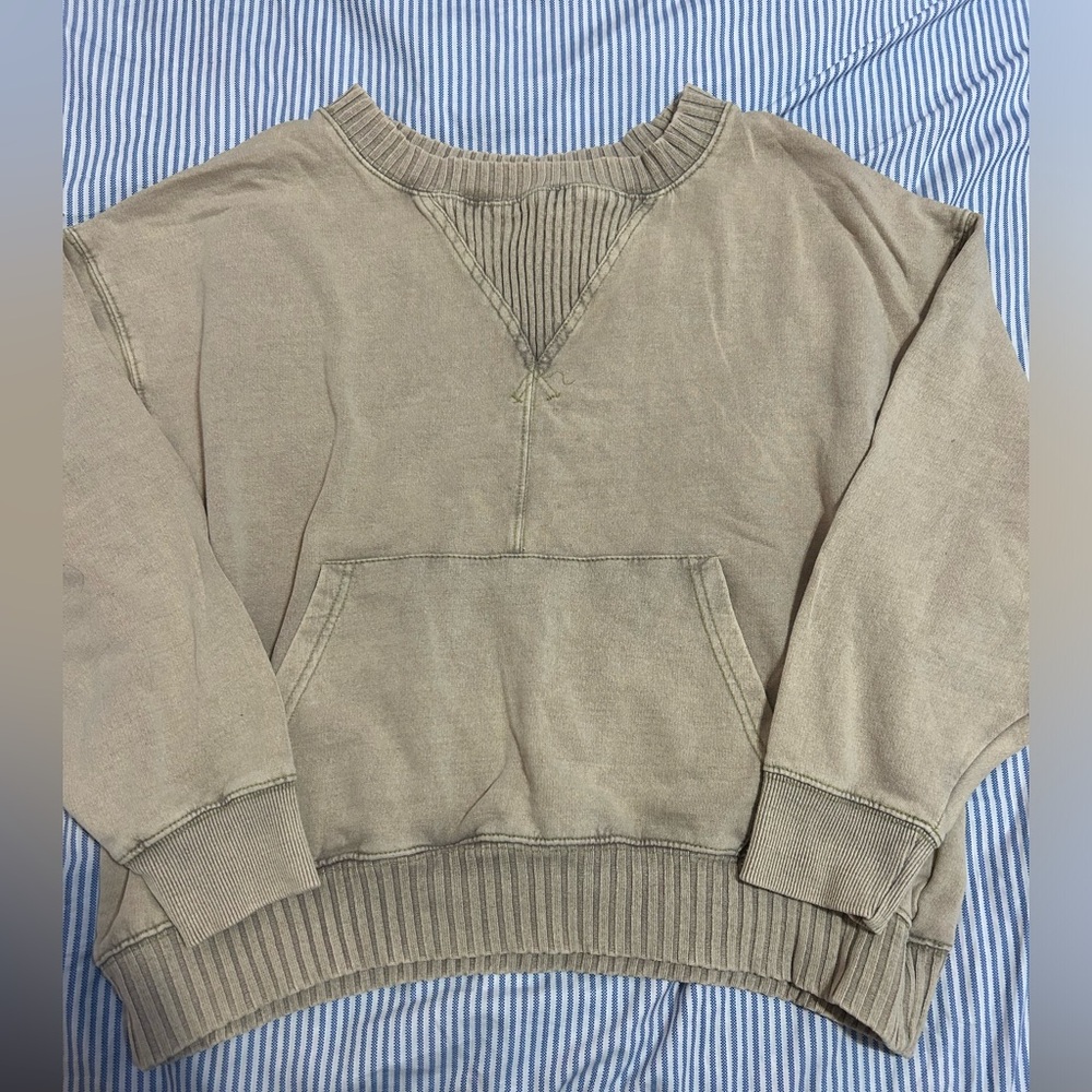 Urban Outfitters Crew Neck